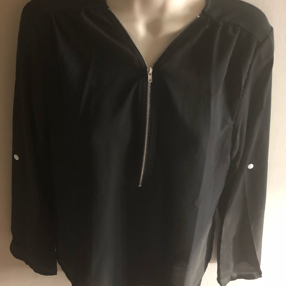 Half Zip sheer L Black shirt